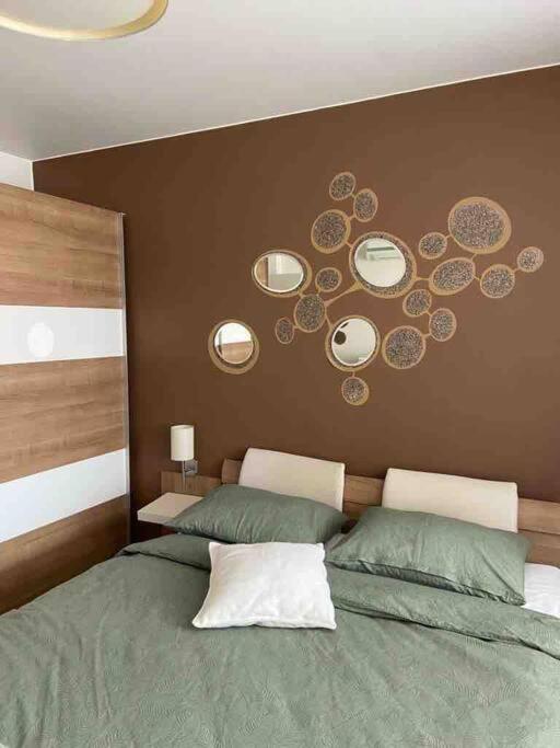 Lovely 1-Bedroom Apartament With Free Parking Sofia Exterior foto
