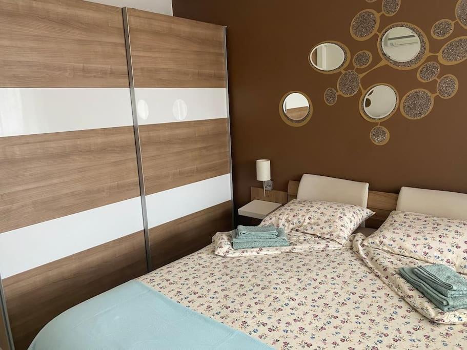 Lovely 1-Bedroom Apartament With Free Parking Sofia Exterior foto